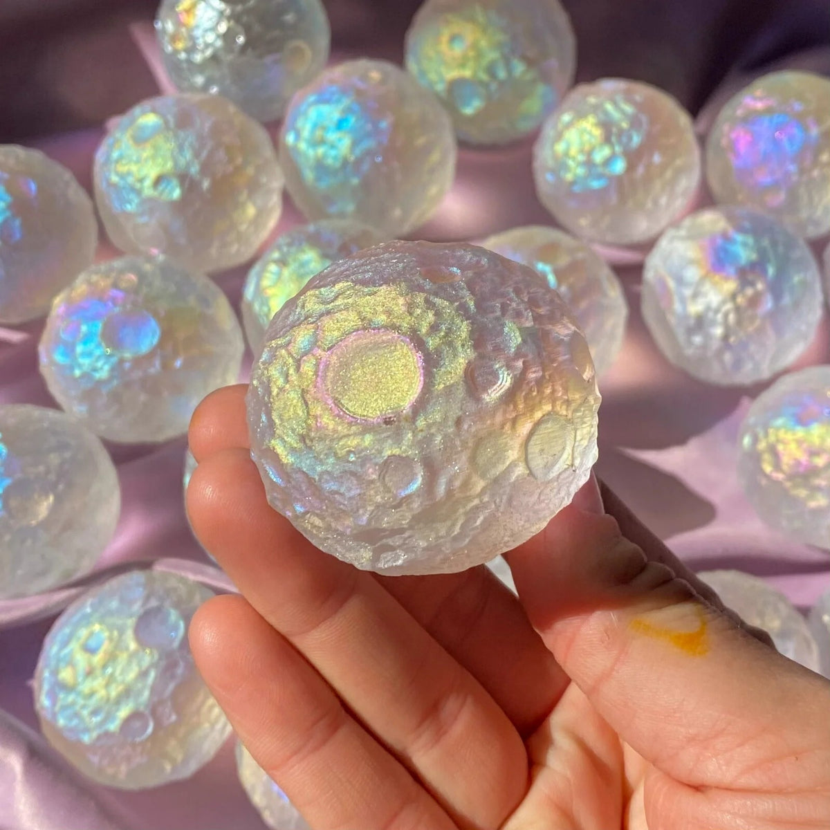 Angel Aura Quartz Full Moon Healing Crystal Carving Sphere Home Car Decor Gifts