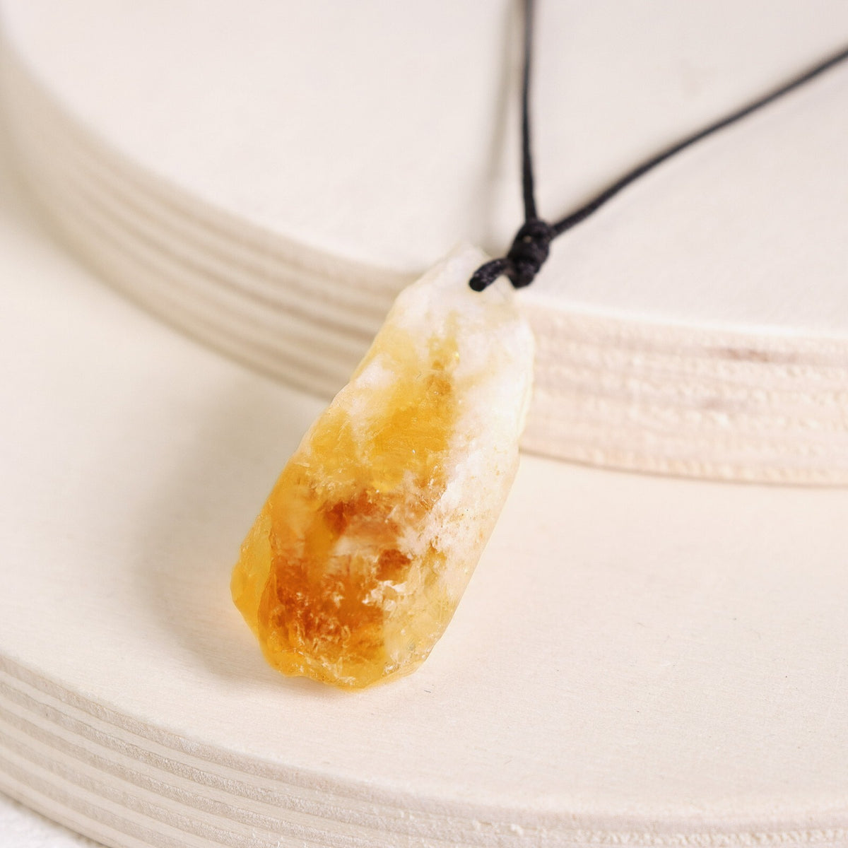 Raw Citrine Crystal Pendant Healing Protection Talisman Necklace for Women Men