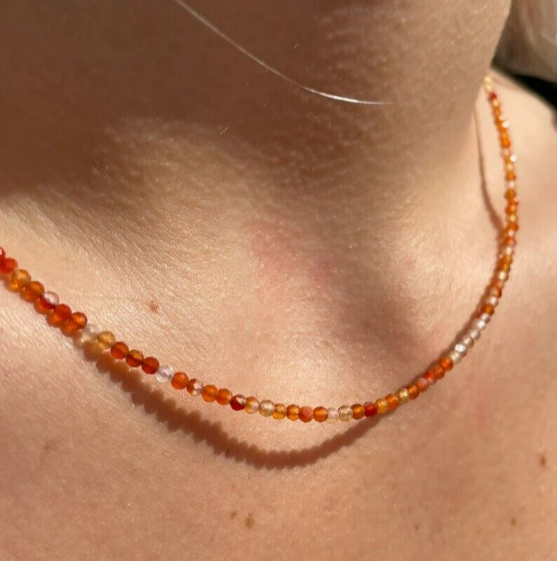Natural Carnelian Red Agate 2mm Beaded Healing Women Crystal Crystal Necklace
