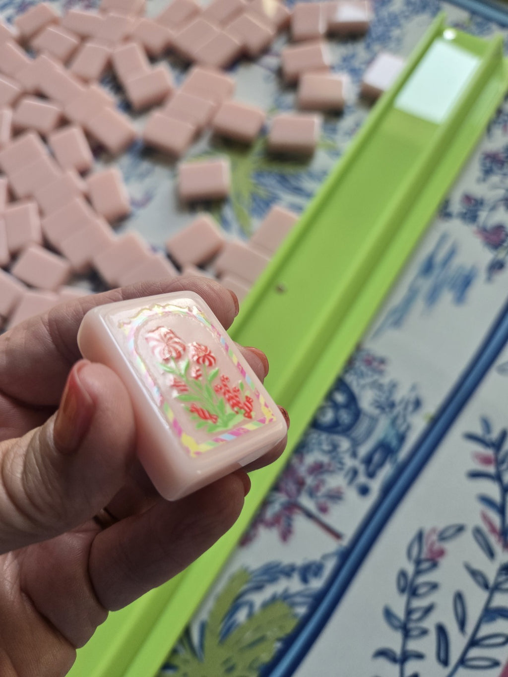 Embossed American Mahjong Tiles  set 160 tiles lux pink ballet Christmas