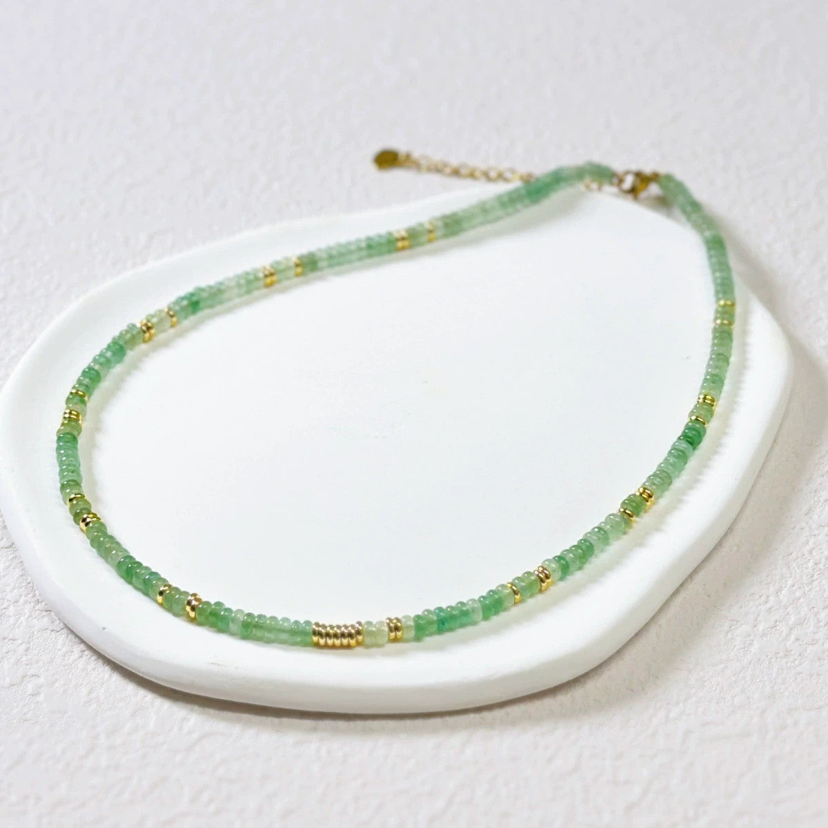 Natural Aventurine Green Crystal Bohemian Healing Reiki Beach Necklace Choker