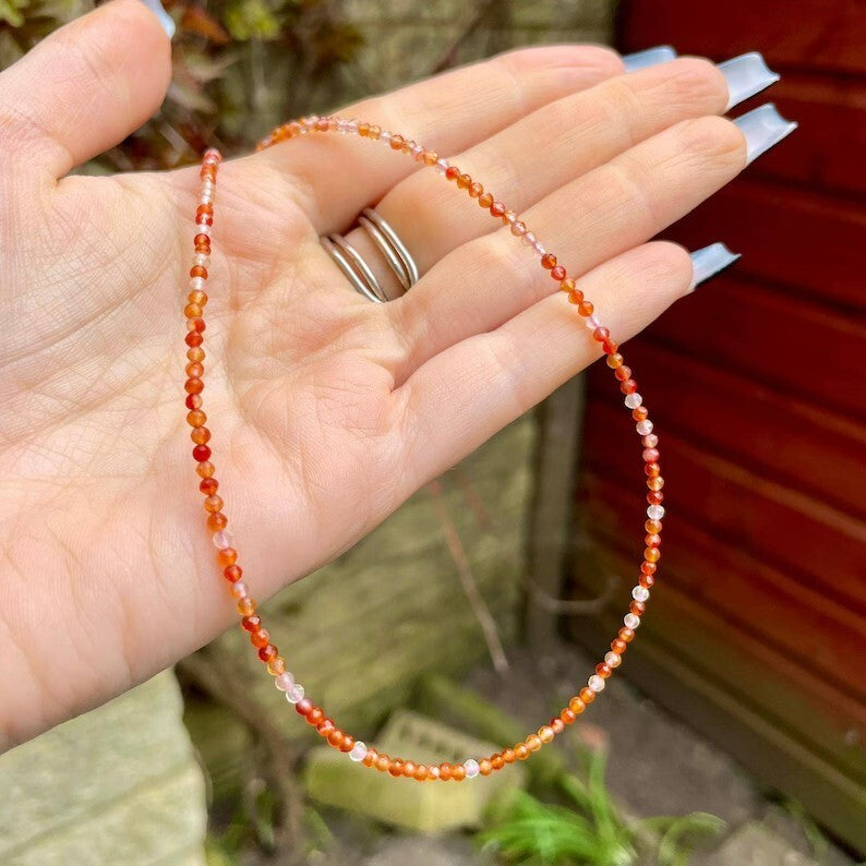Natural Carnelian Red Agate 2mm Beaded Healing Women Crystal Crystal Necklace