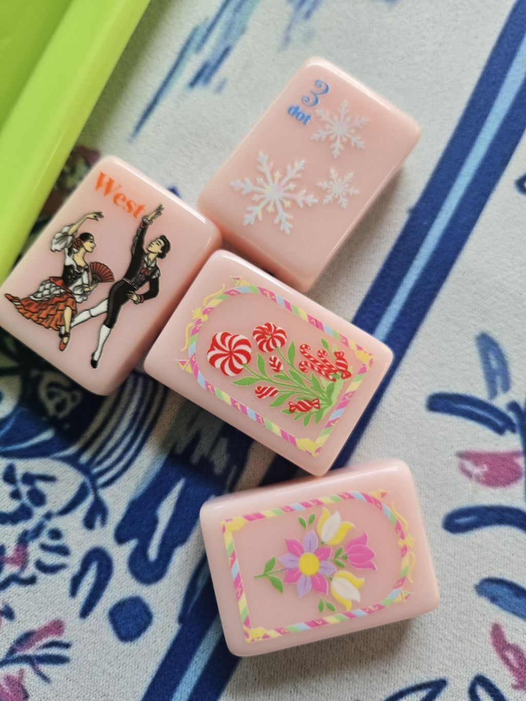 Embossed American Mahjong Tiles  set 160 tiles lux pink ballet Christmas
