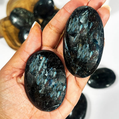 Arfvedsonite Electric Flash Firework Protective Healing Tumbled Palm Stone 2"-3"