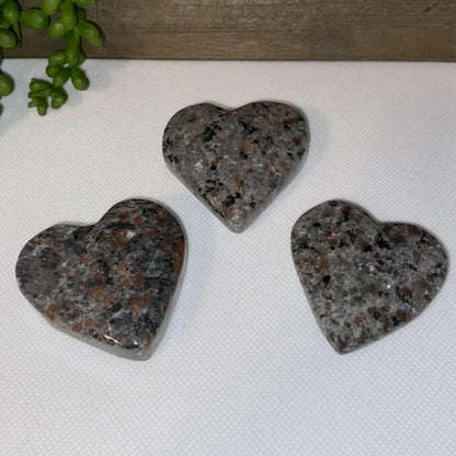 2" Heart Shape Emberlite UV Fluorescent Yooperlite Glowing Fire Rock Stone 1PCS