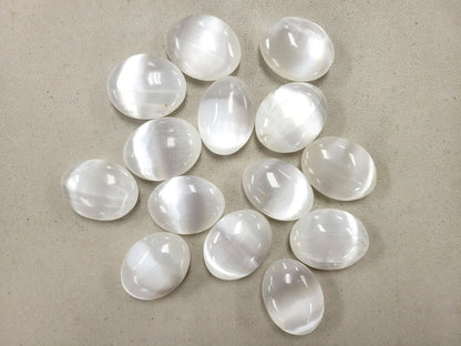 5-6CM Natural Selenite Tumbled Stone Healing Crystal Pocket Palm Stone Gift 1pcs