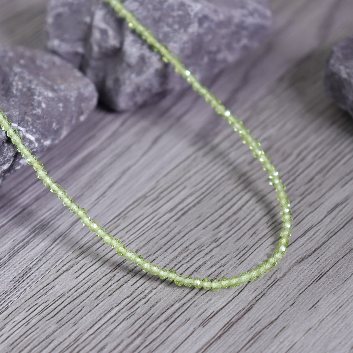 Natural Peridot Green 2mm Gemstone Beaded Choker Healing Dainty Women Necklace