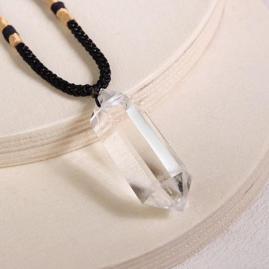 Natural Clear Quartz A Grade Crystal Pendant Healing Women Men Necklace Amulet